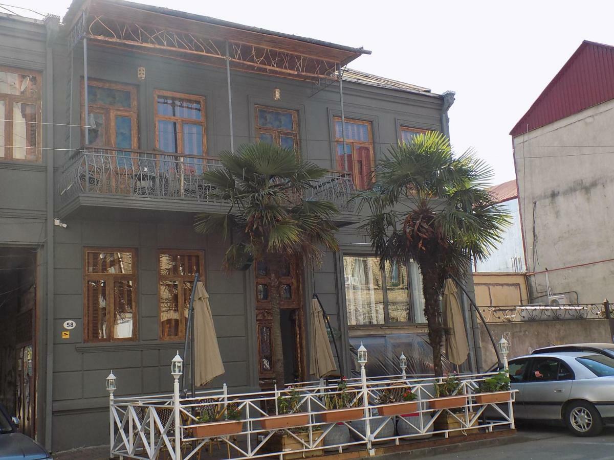 Palm Hotel Batumi Exterior foto